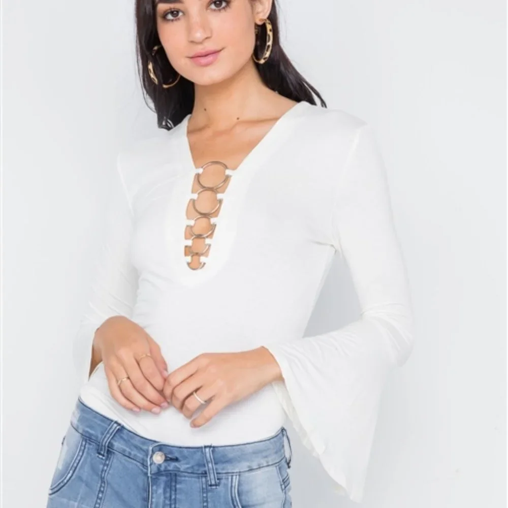 Uniq Ivory Plunge Top - Picture 1 of 4